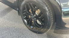 Land Rover Range Rover Evoque 2.0 D200 R-Dynamic SE 5dr Auto Diesel Hatchback